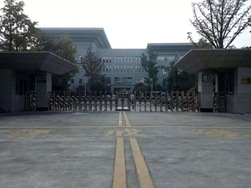 芜湖鸠江区芜湖鸠江区四川消防总队伸缩门