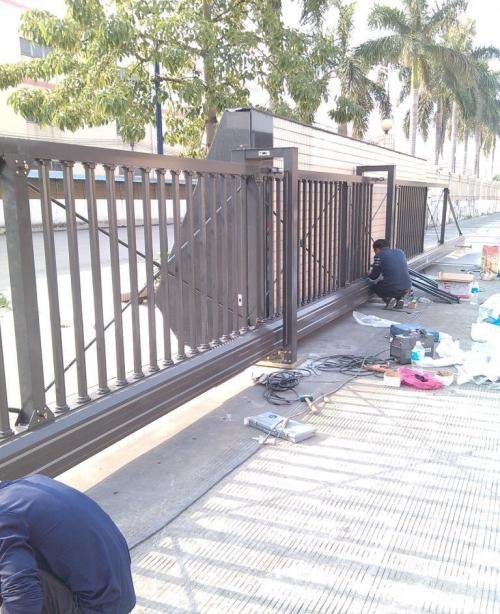 邯郸经济开发区邯郸经济开发区吉林松原市悬浮折叠门