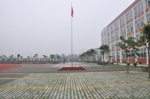 雅安雨城区旗杆三号